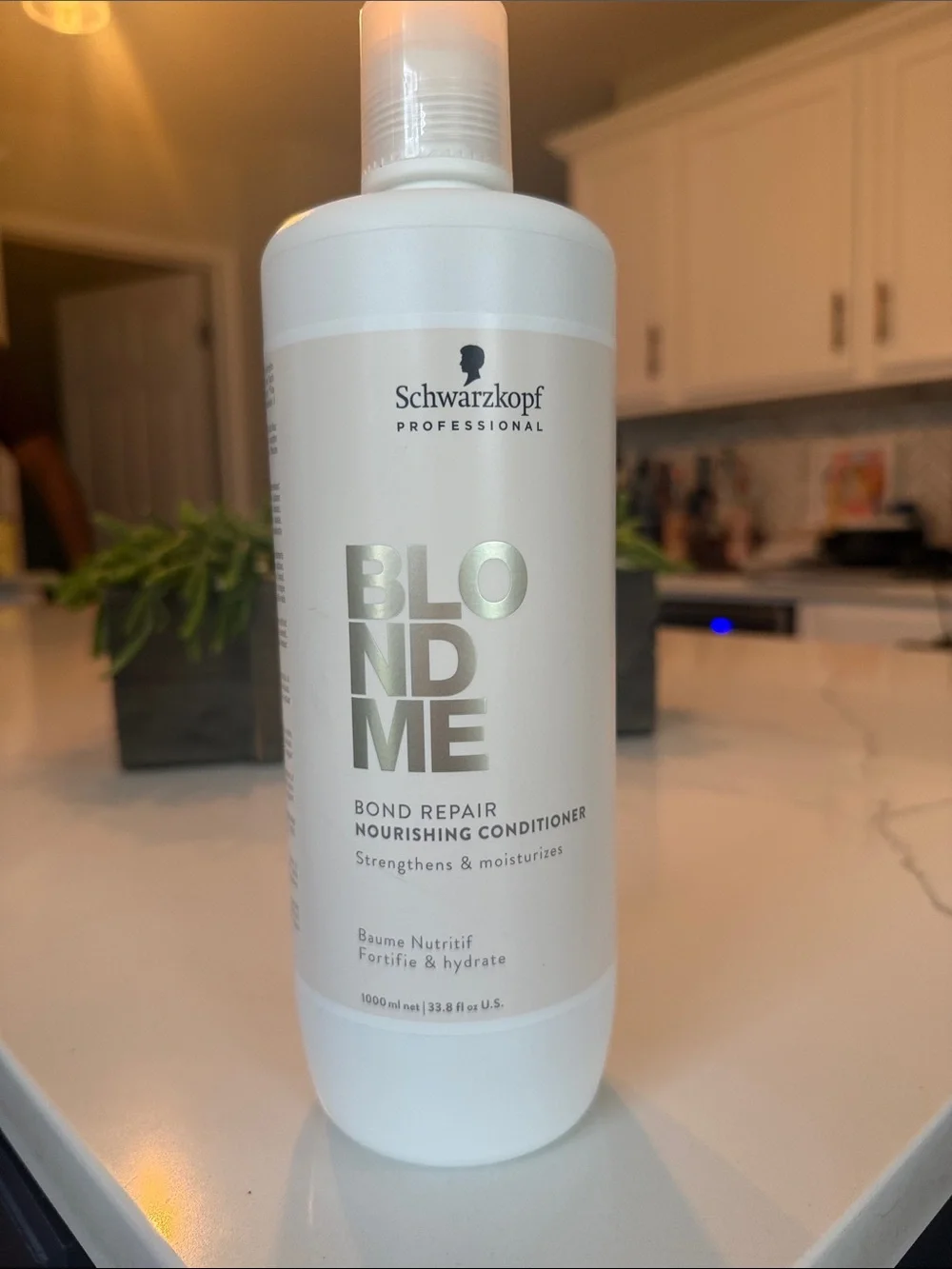 Schwarzkopf BlondMe Bond Repair Nourishing Conditioner - 1L